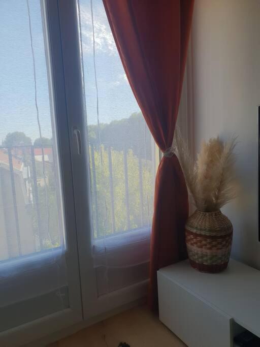 Le Cosy Du Faux Bourg Lägenhet Châlons-en-Champagne Exteriör bild